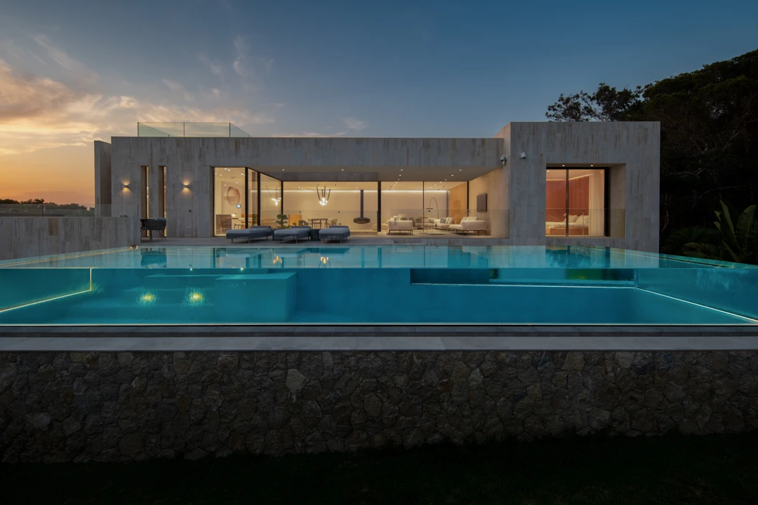 The Ocean Pearl
